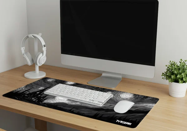 Hogwarts — Starry Night Mousepad